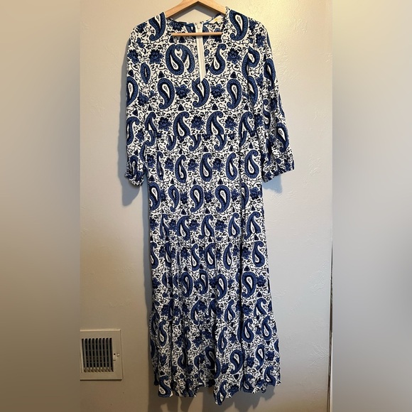 Boden Blue & White Blouson Sleeve Paisley Patterned Midi Dress Zip Back Size 10P - Picture 4 of 17